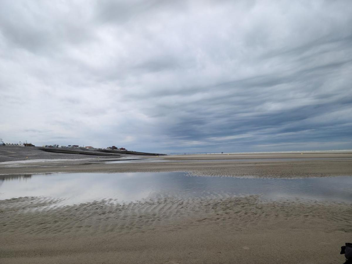 Gite Les Amoureux De La Baie Favières Kültér fotó